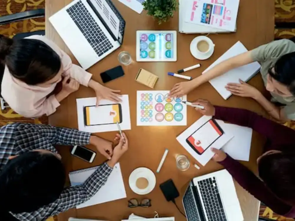 معرفی شغل مدیریت شبکه‌های اجتماعی